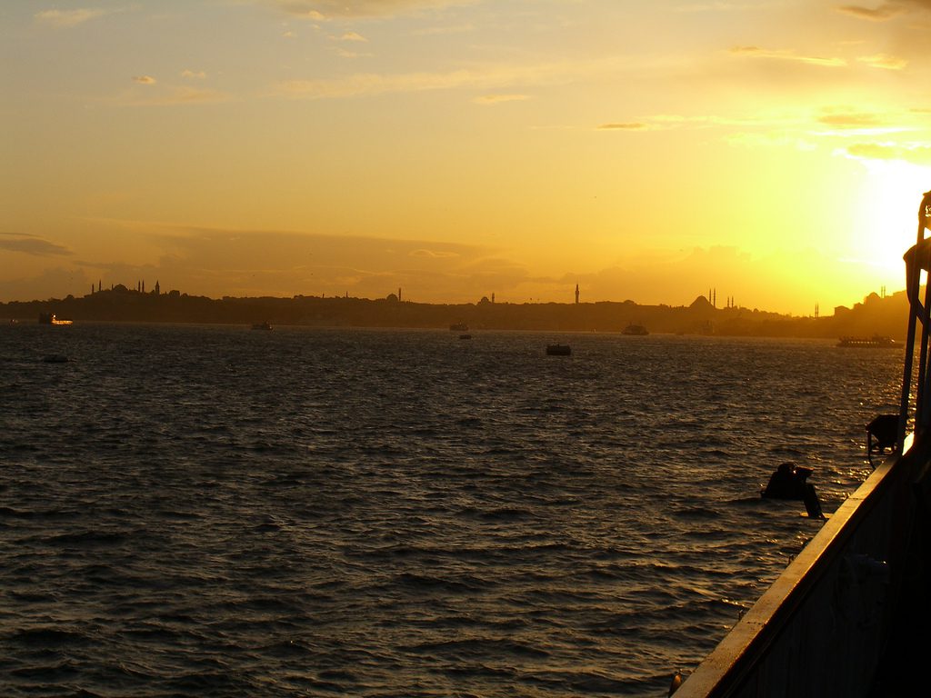 Boottocht op de Bosporus met uitzicht op Istanbul
